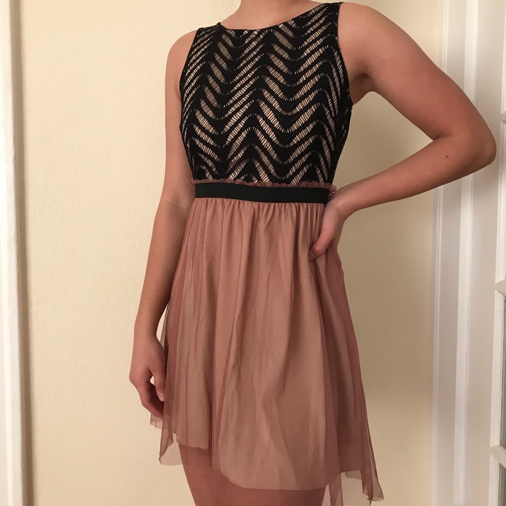 Sleeveless Lacey Homecoming Dress